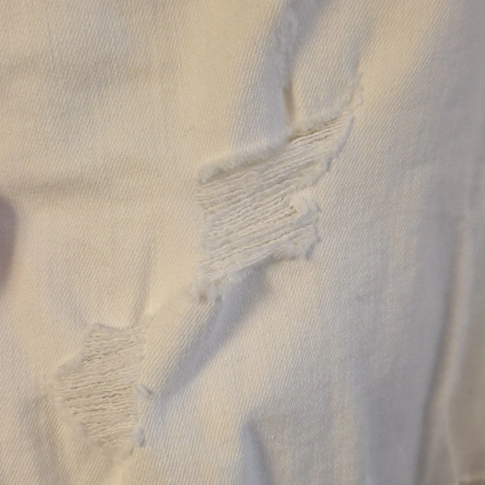 Torrid White Distressed Button-Fly Shorts - Picture 6 of 8